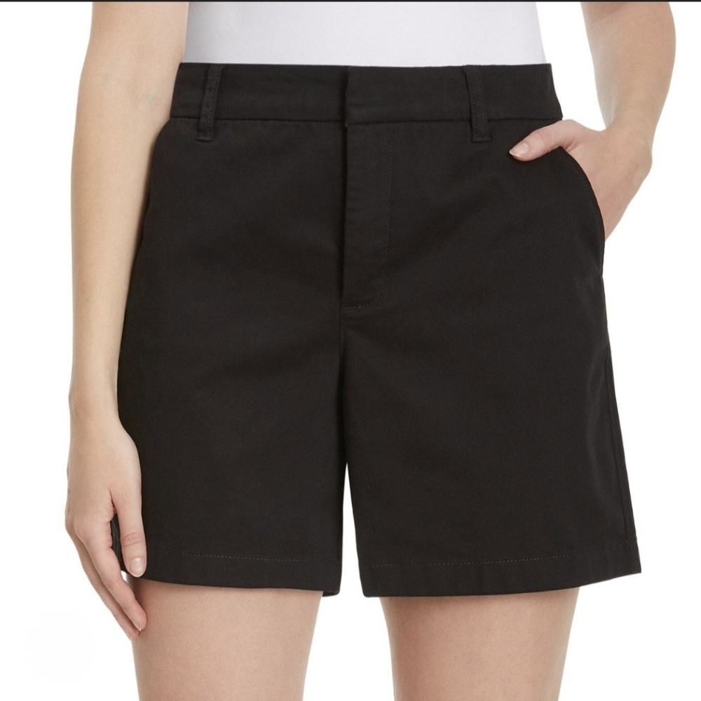 BNWT Gloria Vanderbilt 12 Classic Black Chino Women's Shorts Classic Casual Chic